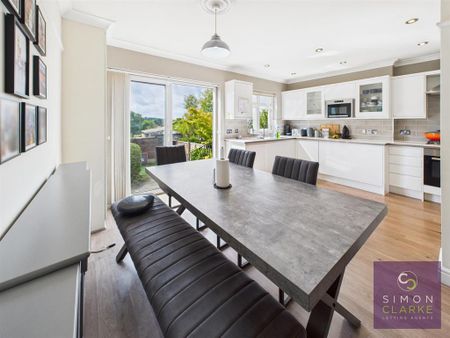 3 bedroom terraced house to rent - Photo 4