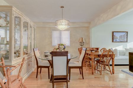 For Lease - 305 Old Harwood Avenue, Ajax, Ontario - Photo 5