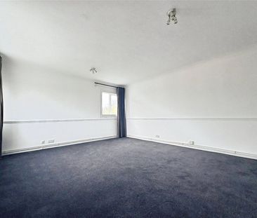 Sandown Close, Hounslow, TW5 9SG - Photo 5