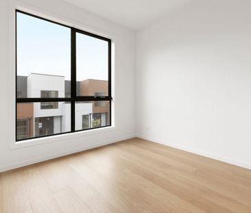 Modern Living Meets Contemporary Design - Photo 5