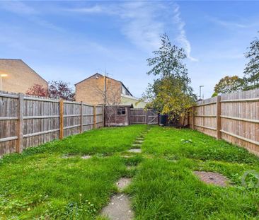 3 bedroom terraced house to rent - Photo 6