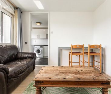 3 bedroom flat to rent - Photo 5