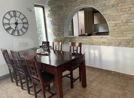 Vilă 4 camere, semidecomandat, 135mp, zona Tătărasi - Photo 4
