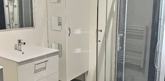 Appartement T3 à louer au 8 ème et dernier étage - Blancarde, Marseille - Photo 2