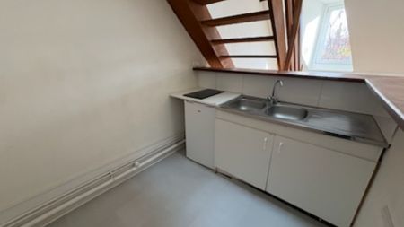 Location Appartement 2 pièces 36m² LILLE 59000 - Photo 2