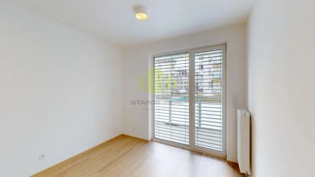 Pronájem moderního bytu 1+kk s lodžií, novostavba, Olomouc – Topolová (Slavonín) - Fotografie 1