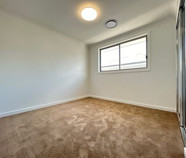 7 Stringybark Road, Oakville NSW 2765 - House For Rent | Domain - Photo 3