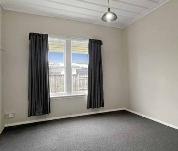 CITY CENTRE - 2 BEDROOMS - Photo 4