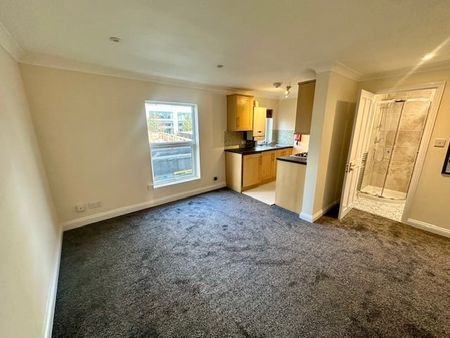 Queen Street, Maidenhead - Photo 2