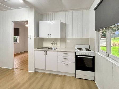 Renovated Unit in Newtown - Photo 5