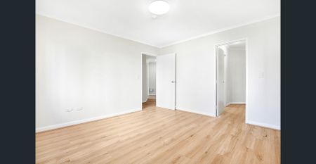 Tastefully Renovated, Sun-Kissed And Expansive, Executive Style Two Bedroom, Two Bathroom Apartment In The Heart Of Strathfield - Photo 4