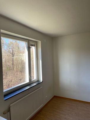 Bergkantsgatan, Grums - Photo 1