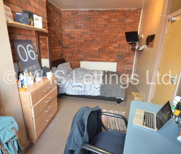 5 Bedroom Mid Terraced House for rent in Hessle Avenue - Photo 4