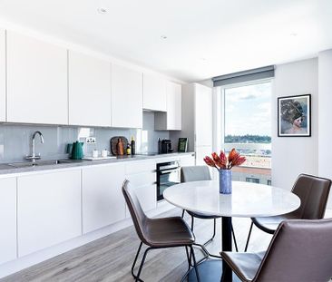 2 bedroom flat to rent - Photo 4