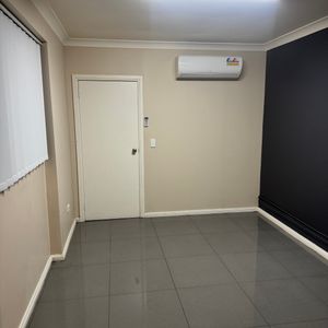 Toongabbie - Photo 2