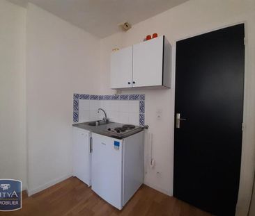 Location Appartement 1 pièce 11m² CHATEAUROUX 36000 - Photo 1