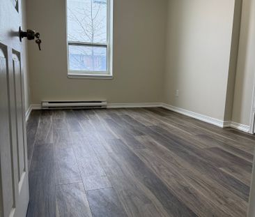 For Lease - 29 1/2 Simcoe Street Unit# 1A, Oshawa, Ontario - Photo 3