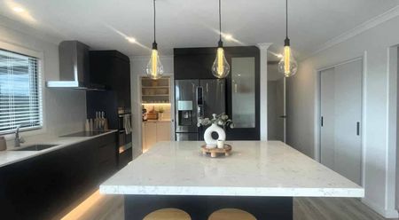 4 bedroom, double living home in Omokoroa - - Photo 4