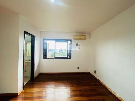 Casa com 4 quartos e 200m² para alugar em Boa Vista, Novo Hamburgo. - Foto 2