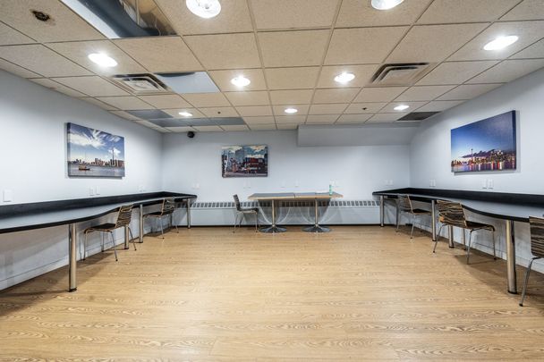 798 Richmond Street West - Photo 1