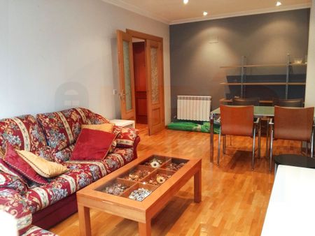 Apartamento de alquiler en Calle Carreño, La Florida - Photo 3