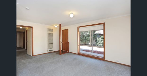 Opportunity is knocking - Photo 1