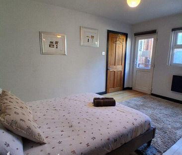 1 bedroom flat to rent - Photo 6