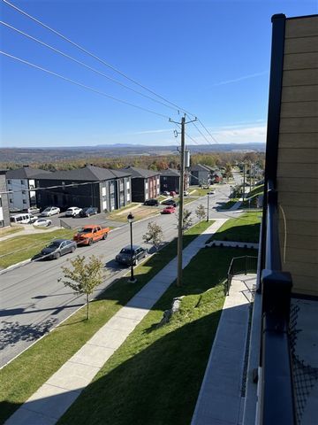 2318 rue des Prospecteurs, Carré Belvédère, Sherbrooke (Novembre) - Photo 2