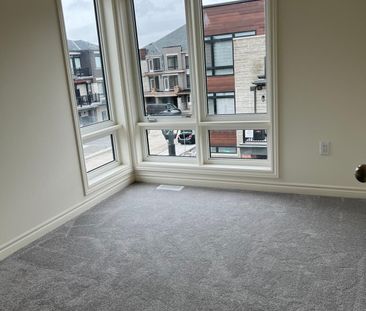 For Lease - 1 Broylio Lane, Ajax, Ontario - Photo 6