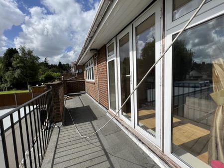 House share to rent - Photo 4