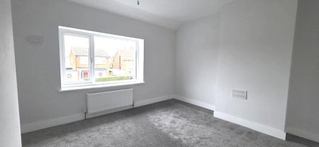 2 bedroom semi-detached house to rent - Photo 5