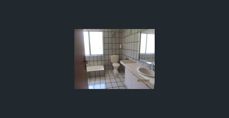 GONE WITH THE WIND....RIGHT HERE IN PERTH, TARA IS A CLASSIC BEAUTY - Photo 5