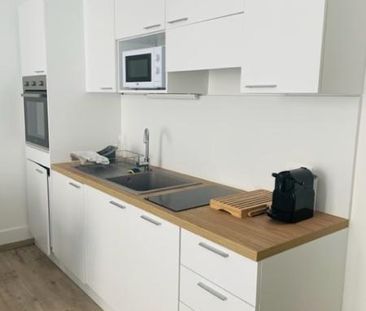 Appartement rénové Lyon - 2 pièce(s) - 33.88 m2 - Photo 4