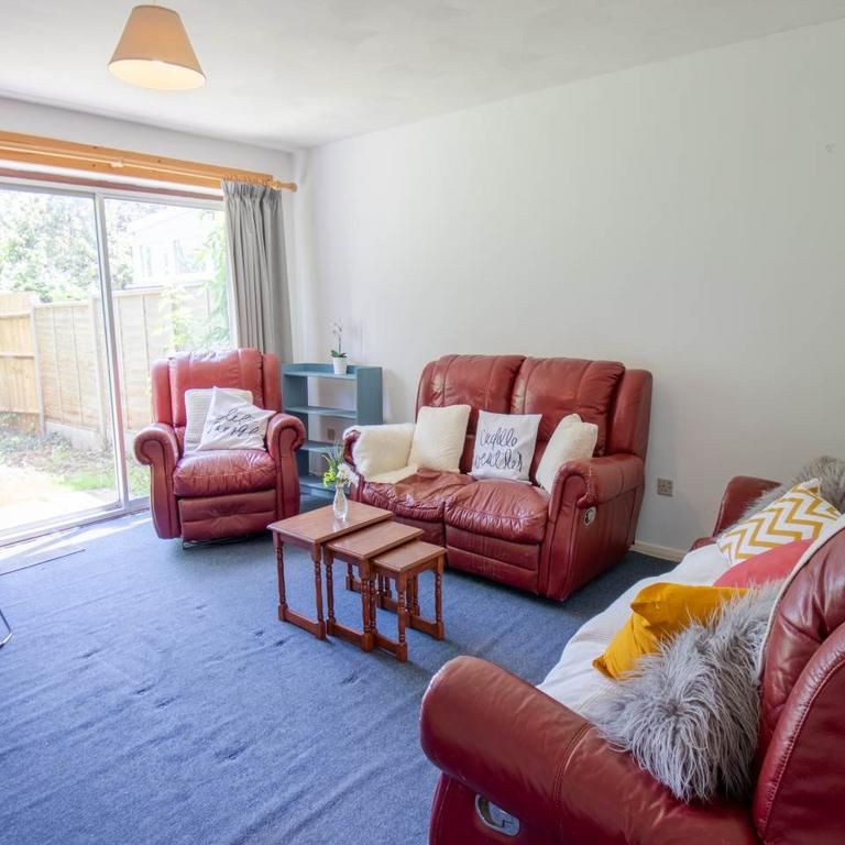 5 bedroom house to rent - Photo 1