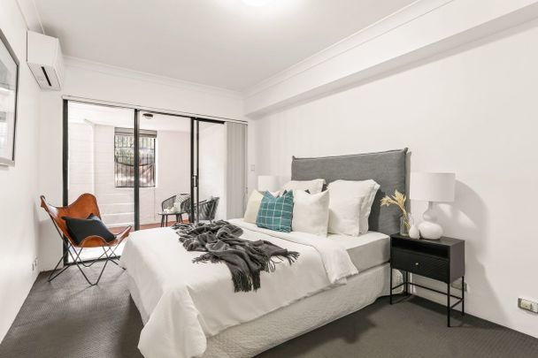 Voluminous ground floor 1 bed apartment with impressive versatility - Photo 1