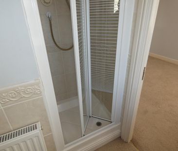 3 bedroom detached house to rent - Photo 5