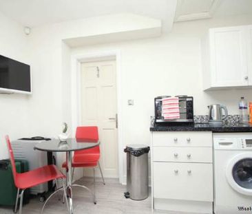 1 bedroom property to rent in Rickmansworth - Photo 6