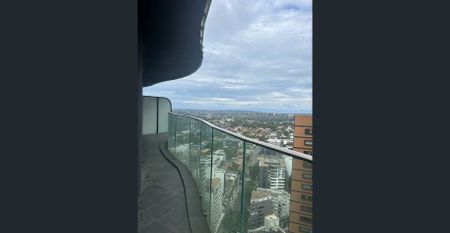 2 Beds Luxury Apart with Stunning Views in the heart of St Lenoard - Photo 5