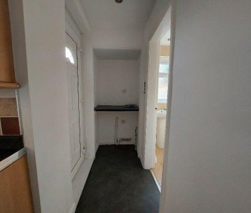 2 bedroom semi-detached house to rent - Photo 1