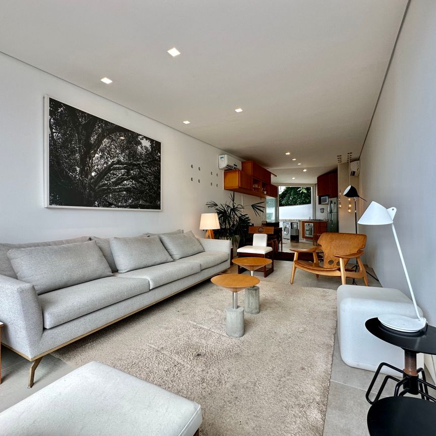 Cobertura Triplex Renovada no Alto Leblon com Vista Aberta - Foto 1