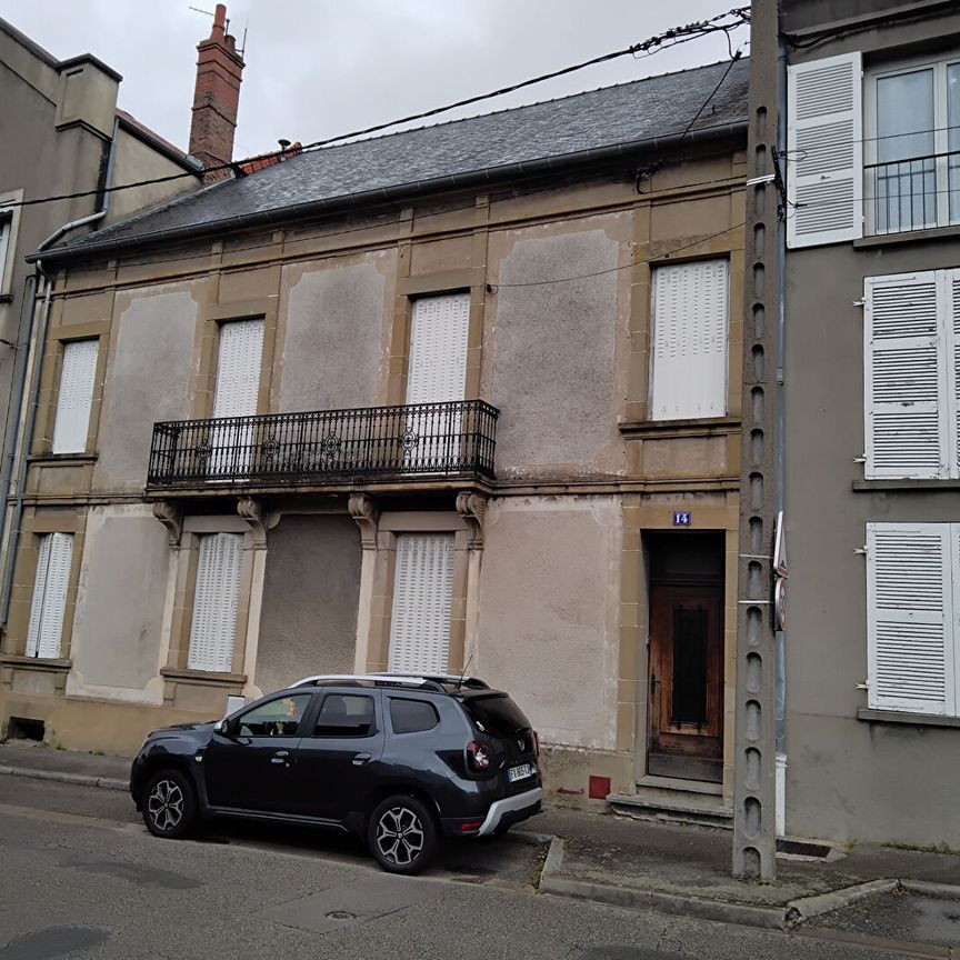 Vaste appartement 100 m² centre ville AUTUN - Photo 1