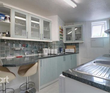 2 bedroom maisonette to rent - Photo 3