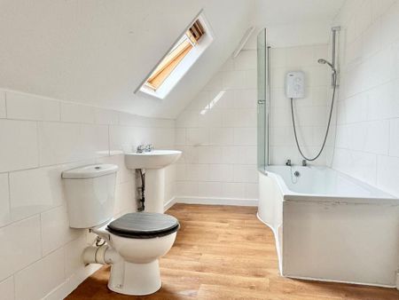 1 bedroom apartment to rent - Photo 2