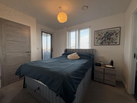 2 bedroom apartment to rent - Photo 4