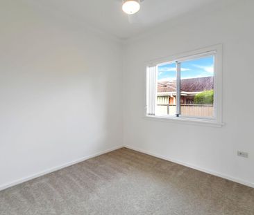 Relaxed Woy Woy Living - Photo 6