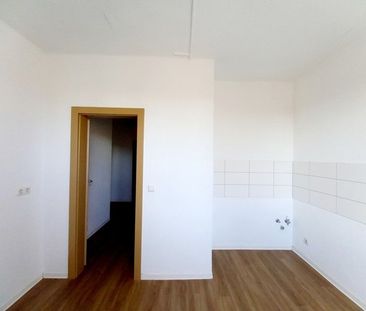 Striesen: 2-Zimmerwohnung mit Wannenbad, ab sofort verfügbar! - Foto 1