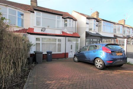 2 bedroom flat to rent - Photo 5