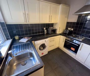 Empress Road, L7 - Photo 1