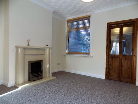 2 bedroom terraced house to rent - Photo 2