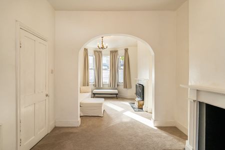 3 bedroom terraced house to rent - Photo 3